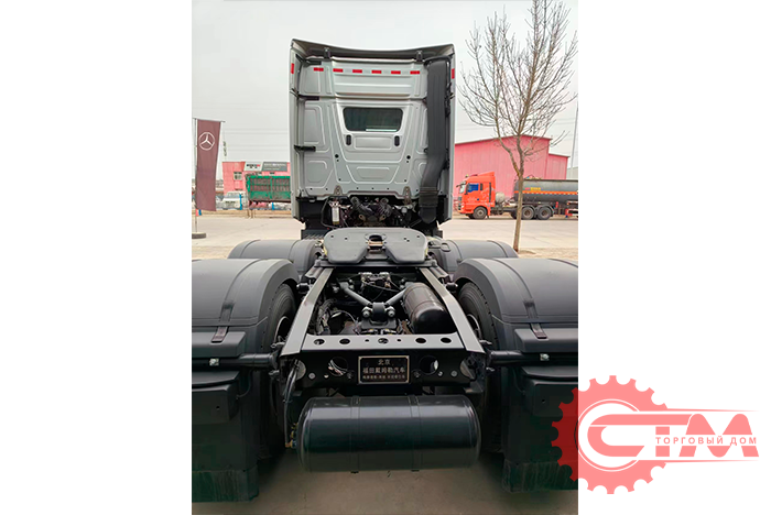 Тягач Mercedes-Benz ACTROS 6х4 530л (минимальная комплектация). Фото 6