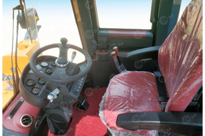 Фронтальный погрузчик TOTA(OOK) XZ636-V рычаги. Фото 3