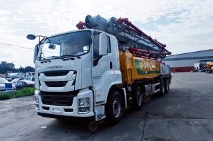 Автобетононасос XCMG HB47V на шасси ISUZU 8х4 дв 382kw 47 метров. Фото 1