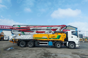 Автобетононасос XCMG HB47V на шасси ISUZU 8х4 дв 382kw 47 метров. Фото 6