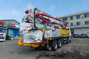 Автобетононасос XCMG HB47V на шасси ISUZU 8х4 дв 382kw 47 метров. Фото 7