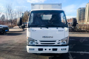 Фургон изотермический на шасси ISUZU 4х4 дв 96 kw (фургон 4000х2100х2100) под категорию B. Фото 1