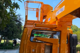 Автовышка AICHI на шасси ISUZU 4Х2 дв 88kw сдвоенная кабина высота подъёма 18,2м. Фото 5