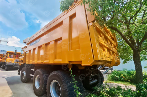 Карьерный самосвал LOVOL WT110 гп 75 тонн. Фото 8