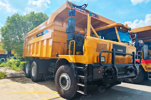 Карьерный самосвал LOVOL WT110 гп 75 тонн. Фото 4