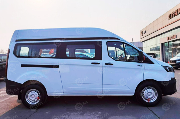 Микроавтобус грузопассажирский FORD ТRАNSIТ T6 АКПП, 6 мест, средняя крыша, литые алюминиевые диски. Фото 3