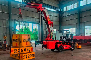 Внедорожный вилочный погрузчик VOTE VT60A гп 6т высота подъема 4м гидравлическая кму гп 8т стрела 16м. Фото 2