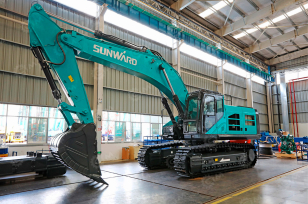 Экскаватор гусеничный SUNWARD SWE500ES. Фото 1