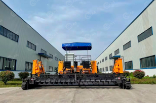 Бетоноукладчик CP8000 гусеничный ширина укладки 3500 - 8000мм, дв. CUMMINS, с нивелиром и бетоновыравнивателем. Фото 1