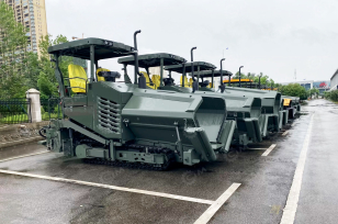 Асфальтоукладчик SANY SAP45C-10 ширина укладки 1,7-4,5м. Фото 1