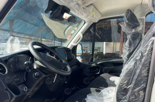 Автобус IVECO 4х4 6 мест дв 132kw 2,9л. Фото 4