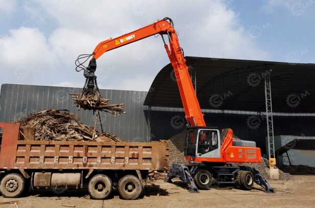 Перегружатель колесный BONNY BHW35-8 вес 34т, максимальная комплектация. Фото 3