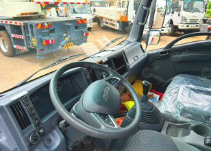 Бортовой грузовик ISUZU 4x2 дв 139kw гп 6 тонн c кму UNIC URV505 гп 5т, 5 секций, стрела 13,14м кузов 6000х2450х600мм бриль гп 4т. Фото 13