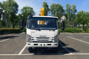 Бортовой грузовик ISUZU 4x4 дв 151kw кабина Elf гп 6 тонн c КМУ CHANG XING SQS157 гп 6,3т 4 секции 13.8м кузов 4200х2400х550mm корзина, ямобур диаметр 300мм глубина 5м. Фото 1