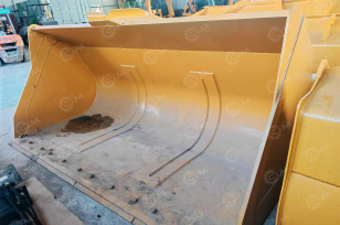 Ковш 4,5м3 на фронтальный погрузчик Shandong SEM 655D. Фото 1