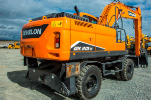 Экскаватор колесный Develon DX210W вес 20,1т ковш 0,9м3. Фото 3