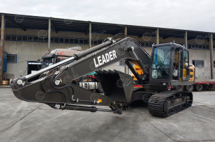 Гусеничный экскаватор LEADER 210 вес 21т ковш 1м3. Фото 3