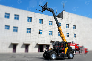 Телескопический погрузчик AMUR XT3207. Фото 1