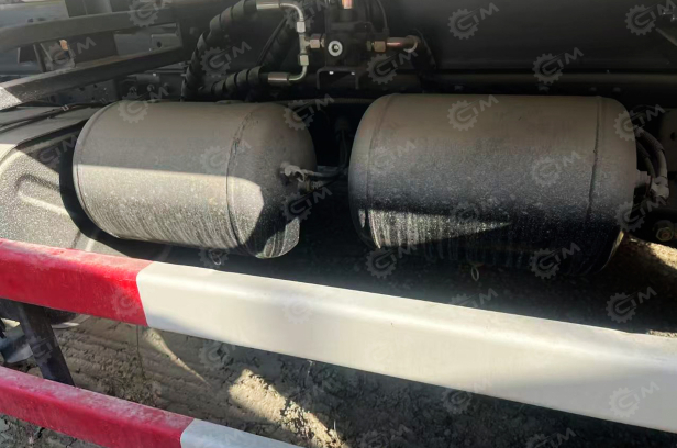 Самосвал ISUZU 4x2 дв 139kw передний подъёмник гп 6 тонн 2024г. Фото 15