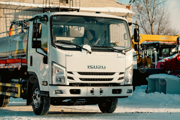 Ассенизатор (вакуумная машина) на шасси ISUZU 4x2 EST7 дв 125KW бочка 6м3 насос XD-240. Фото 12