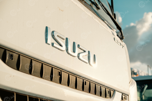 Ассенизатор (вакуумная машина) на шасси ISUZU 4x2 EST7 дв 125KW бочка 6м3 насос XD-240. Фото 13