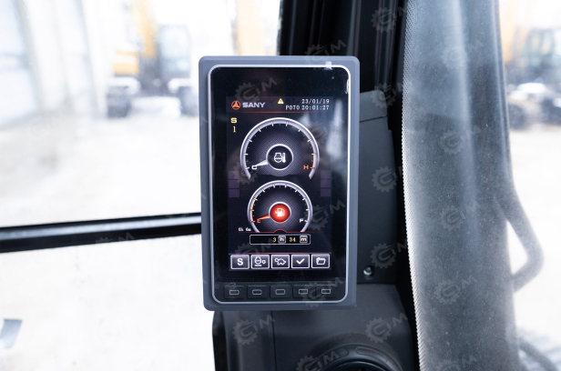 Гусеничный экскаватор SANY SY135С. Фото 7