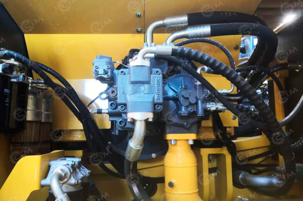 Гусеничный экскаватор MAXPOWER ME520.9 ковш 2,8м3. Фото 3