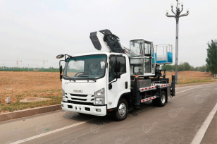 Автовышка WANBANG GKS32 на шасси ISUZU 4Х2 дв 151kw кабина Elf высота подъёма 32м гп люльки 200кг. Фото 1