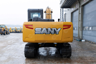Гусеничный экскаватор SANY SY135С. Фото 5