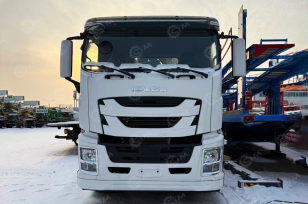 Бортовой грузовик ISUZU 6x4 дв 338kw c кму XCMG SQS200-6 гп 8 тонн 6 секции, стрела 19,8м кузов 7000х2450х600. Фото 1