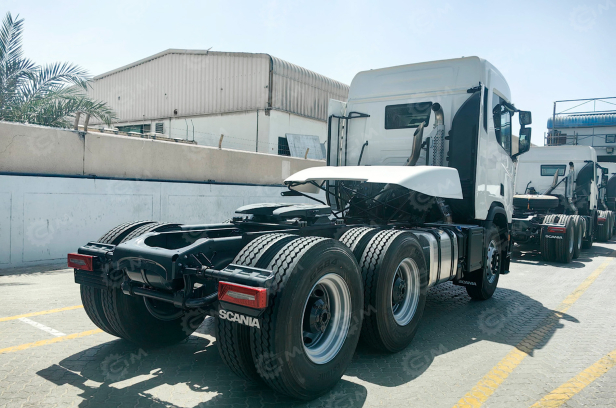 Тягач SCANIA R 500 A6x2NA 20H CN6 G33CM Opc RET White 2.71 disc 3.35m 440L 525L S. Фото 2