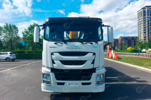 Бортовой грузовик ISUZU 6x4 дв 221kw c кму XCMG SQZ160-4 гп 8 тонн 6 секций 12,8м кузов 8000х2450х550мм. Фото 3