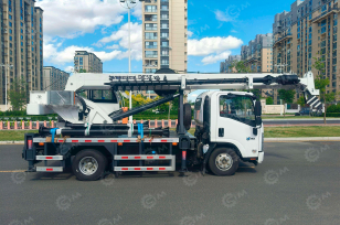 Автокран на шасси ISUZU 4x4 дв 96kw крановая установка  WANBANG DZ5T гп 5т стрела 20м с ямобуром диаметром 400мм глубина бурения 12м, корзина. Фото 3