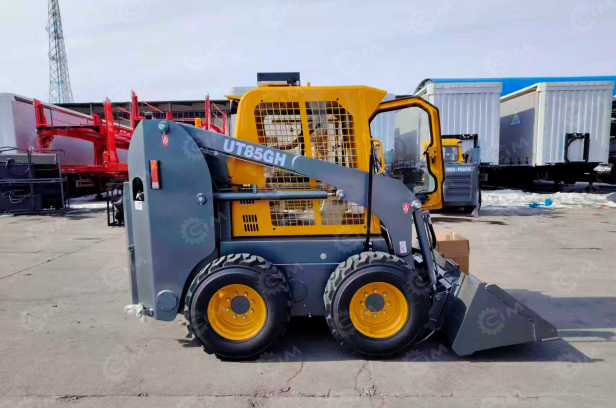 Мини-погрузчик JC85GH гп 850кг. Фото 5