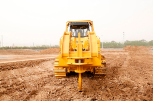 Бульдозер SEM 824F с одностоечным рыхлителем. Фото 11