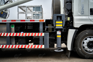 Автокран на шасси ISUZU 4x2 дв151kw крановая установка VIGRUS VGS16 гп 16т., 5 секций, стрела 36,6м управление крановой установкой рычагами. Фото 28