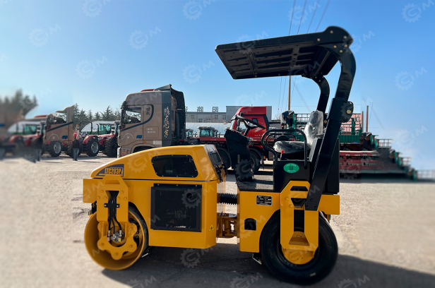 Каток вибрационный комбинированный Lutong LTC203Р. Фото 2