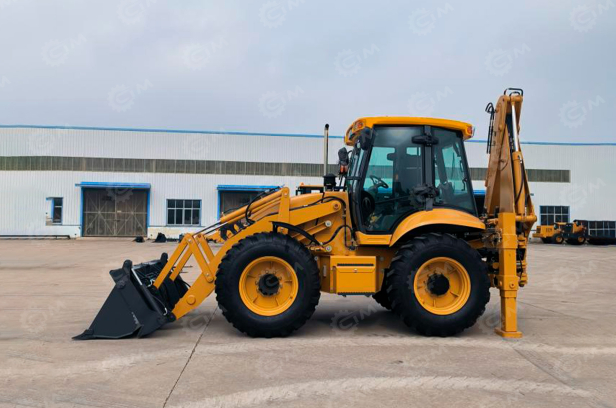 Экскаватор-погрузчик YINENG YN886H гп 2,5т ковш 1м3 дв CUMMINS. Фото 5