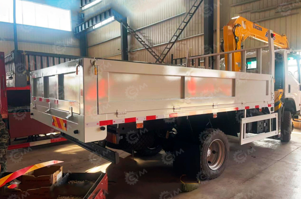 Кран манипулятор (без шасси) XCMG SQS68-3 гп 3,2 тонны 3 секции стрела 7,7м. Фото 3