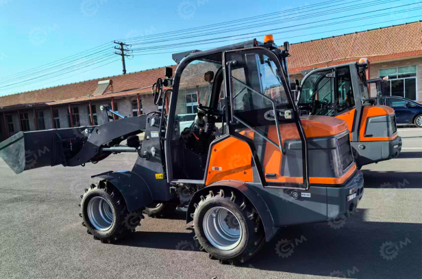 Фронтальный погрузчик KLIONCE KL908 гидростатический. Фото 2