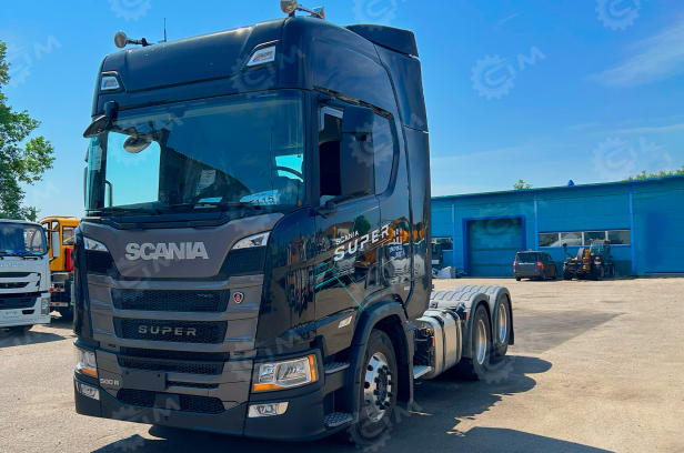 Тягач SCANIA R 500 A6x4NA 20H CN6 G33CM Opc RET Black 2.92 disc 3.35m 440L 525L S. Фото 5