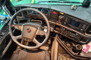 Тягач SCANIA R 500 A6x4NA 20H CN6 G33CM Opc RET White 2.92 disc 3.35m 440L 525L S. Фото 7