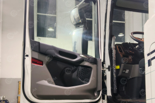 Тягач SCANIA R 500 A6x4NA 20H CN6 G33CM Opc RET White 2.92 disc 3.35m 440L 525L S. Фото 11