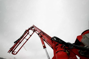 Бетонораспределительная стрела HGY18 с дополнительной комплектацией. Фото 1