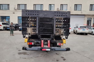 Эвакуатор на шасси ISUZU 4x2 дв 139kw гп 5т сдвижная  платформа 5,6м подъёмный механизм. Фото 11