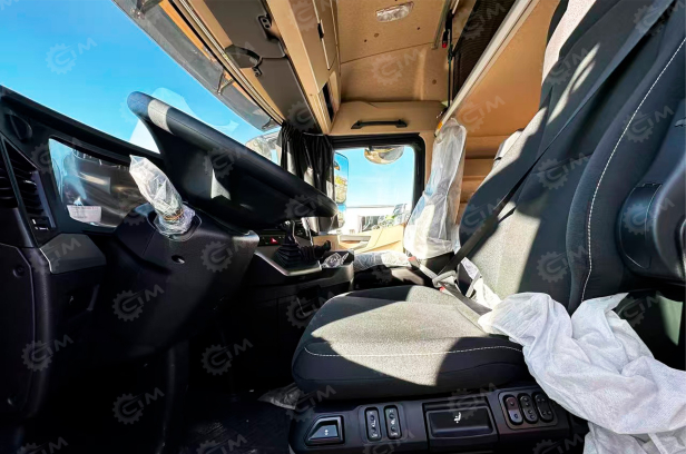 Тягач Mercedes-Benz ACTROS 6х2 530л.с 2024г.в.. Фото 9