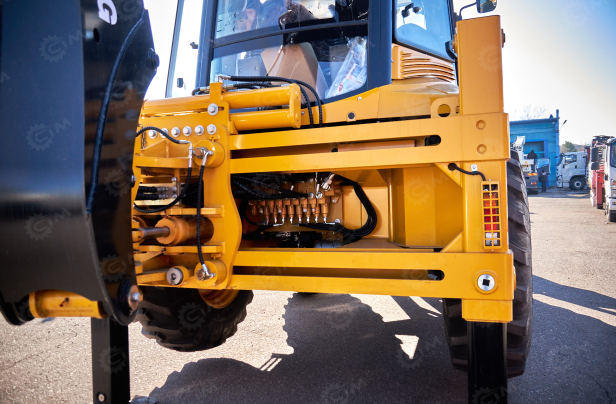 Экскаватор-погрузчик YUGONG 488CX дв YUCHAI, мосты и КП carraro, печка под сиденье, телескопическая стрела,SRS, быстросъем, ковш 6в1. Фото 13