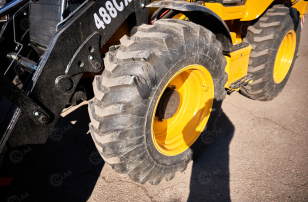 Экскаватор-погрузчик YUGONG 488CX дв YUCHAI, мосты и КП carraro, печка под сиденье, телескопическая стрела,SRS, быстросъем, ковш 6в1. Фото 23