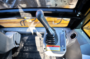 Экскаватор-погрузчик YUGONG 488CX дв YUCHAI, мосты и КП carraro, печка под сиденье, телескопическая стрела,SRS, быстросъем, ковш 6в1. Фото 34