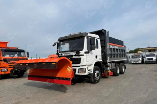 Комбинированная дорожная машина на шасси SHACMAN 6х4 дв 270 л.с. бункер 8м3. Фото 1